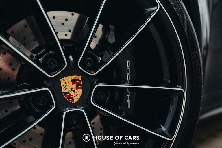 Porsche 992 Belgian Legend Edition