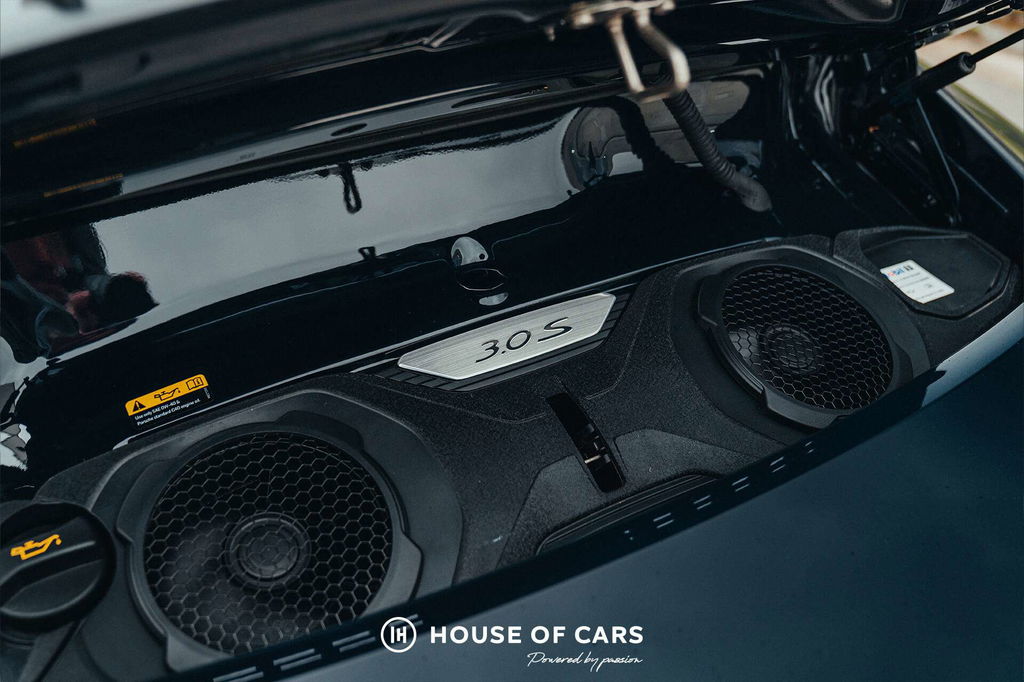 Porsche 992 Belgian Legend Edition