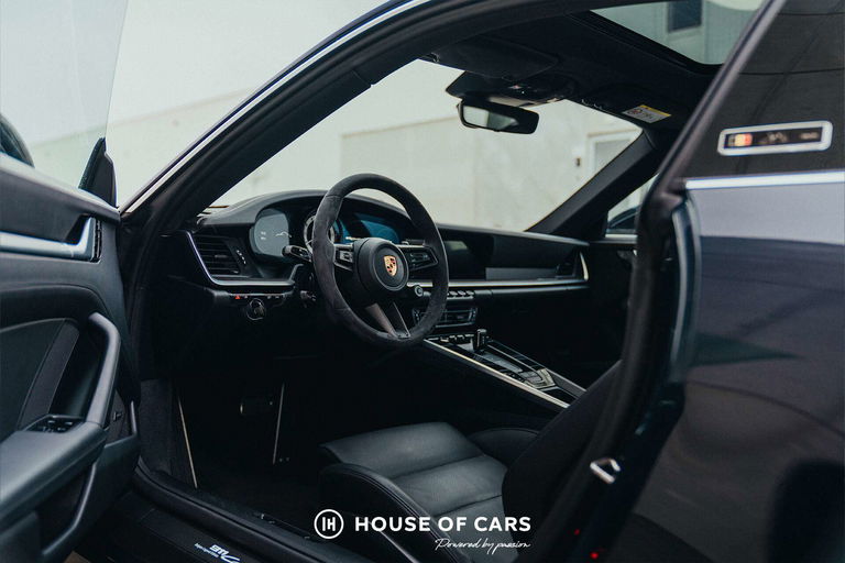 Porsche 992 Belgian Legend Edition