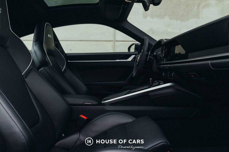 Porsche 992 Belgian Legend Edition