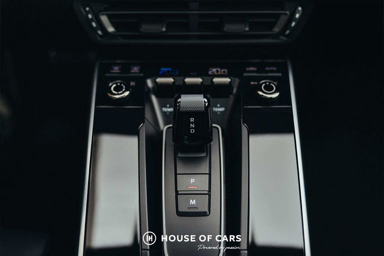 Porsche 992 Belgian Legend Edition