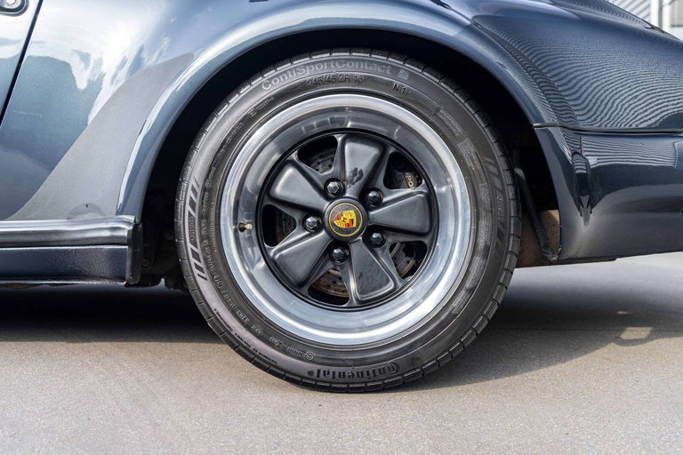 Porsche 911 Carrera 3.2 WTL