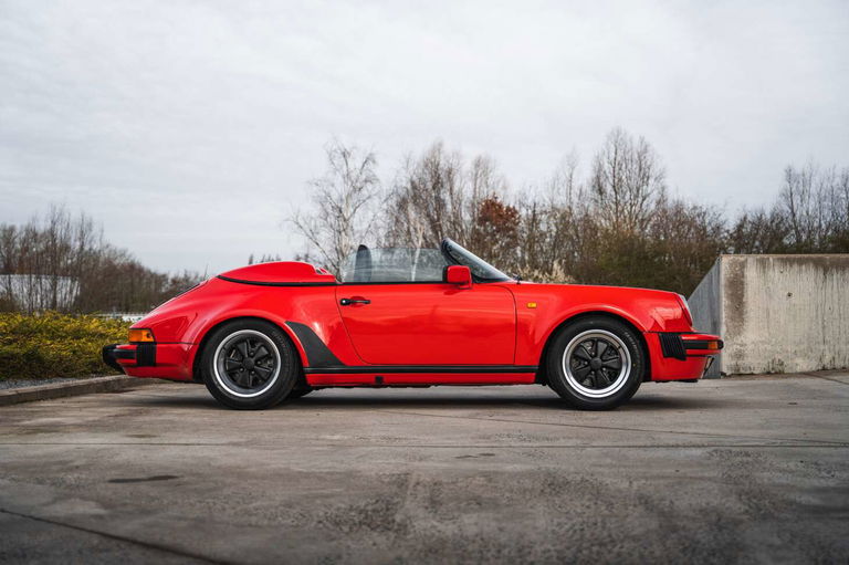 Porsche 911 Carrera 3.2 Speedster