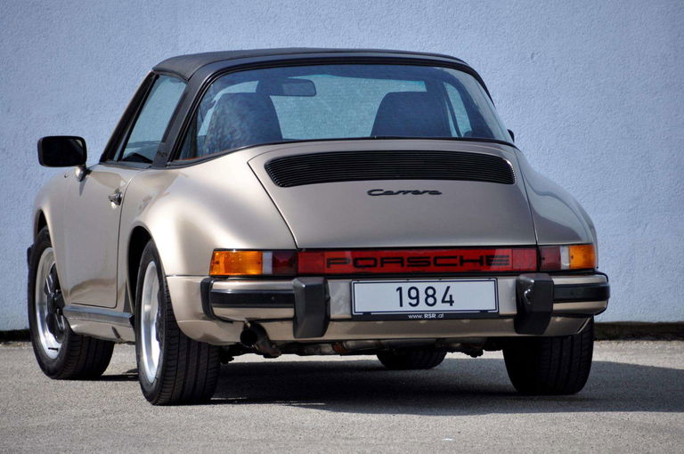 Porsche 911 Carrera 3.2