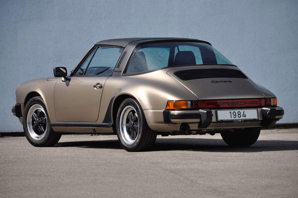 Porsche 911 Carrera 3.2