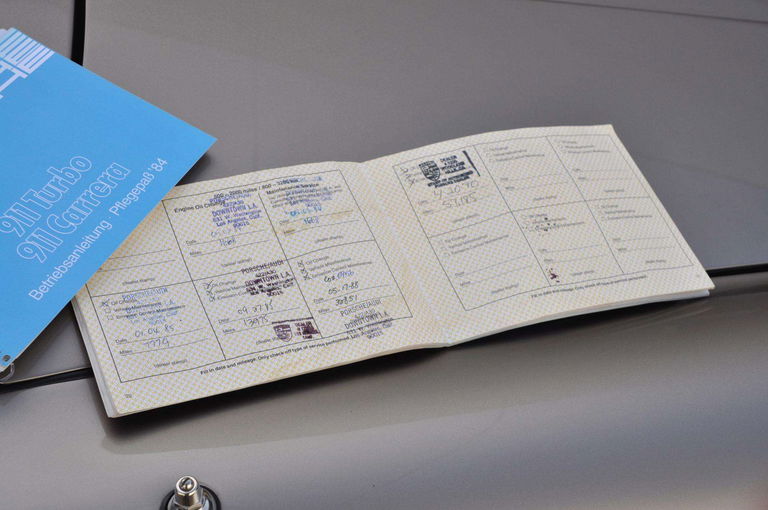 Porsche 911 Carrera 3.2