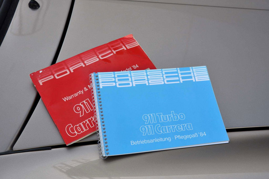 Porsche 911 Carrera 3.2