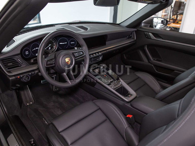 Porsche 992 Targa 4S