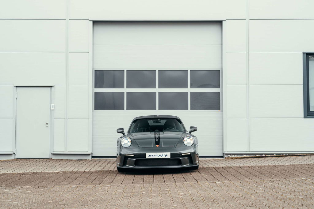 Porsche 992 GT3 Touring