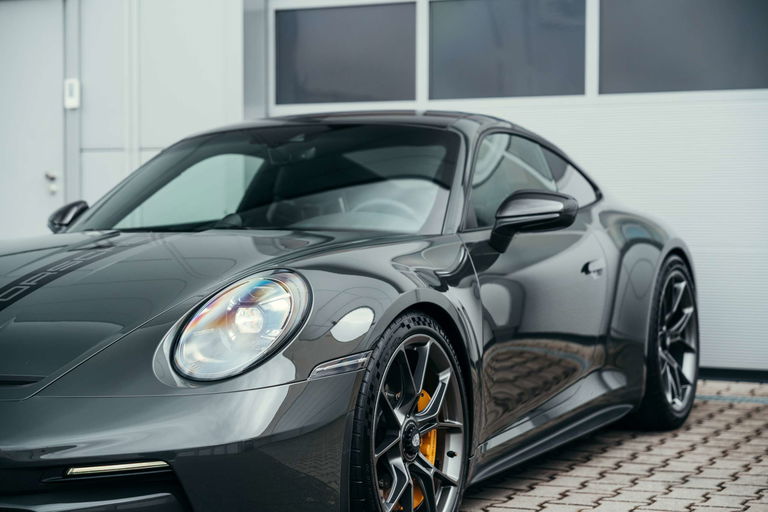 Porsche 992 GT3 Touring