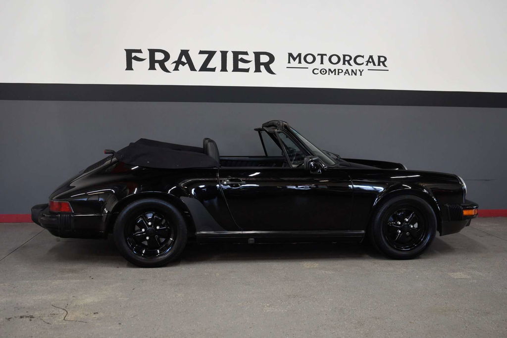 Porsche 911 Carrera 3.2 (US)