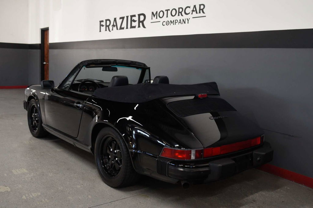 Porsche 911 Carrera 3.2 (US)