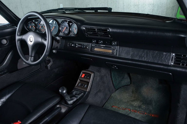 Porsche 993 Carrera