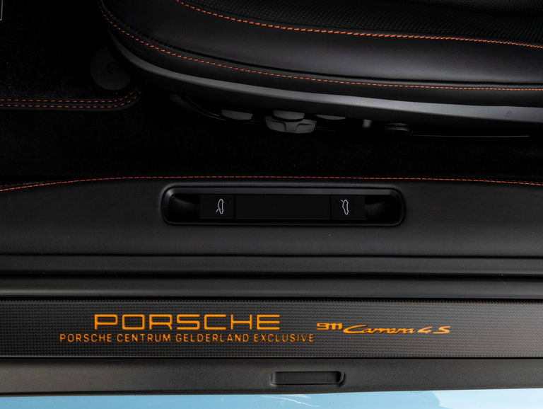 Porsche 992 Carrera 4S