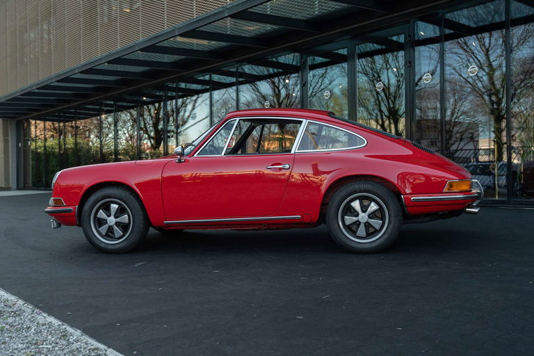 Porsche 911 T