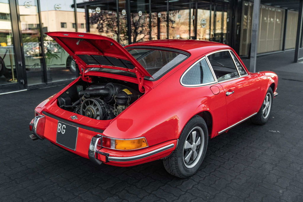Porsche 911 T