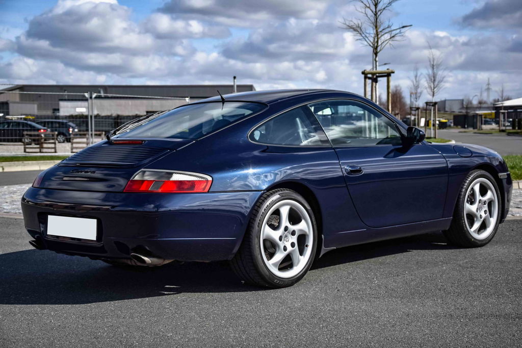 Porsche 996 Carrera