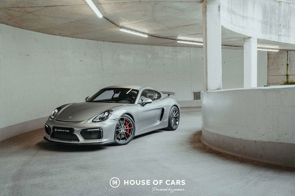 Porsche 981 Cayman GT4