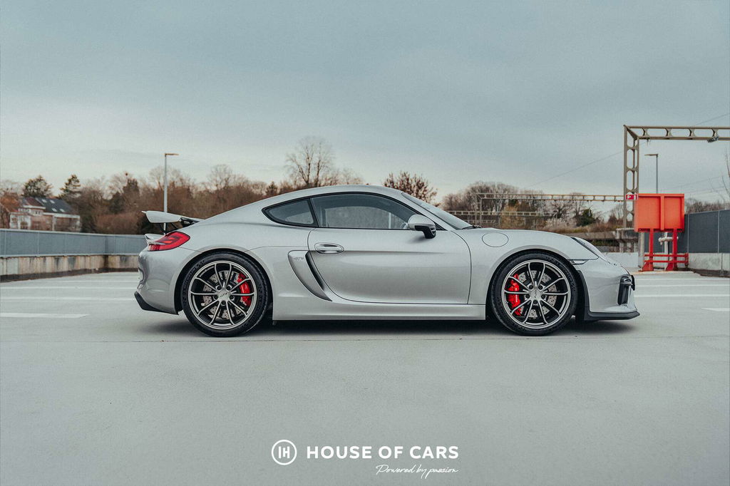 Porsche 981 Cayman GT4