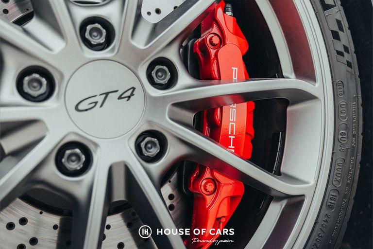 Porsche 981 Cayman GT4