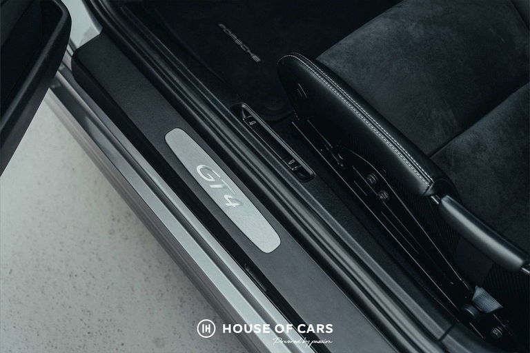 Porsche 981 Cayman GT4