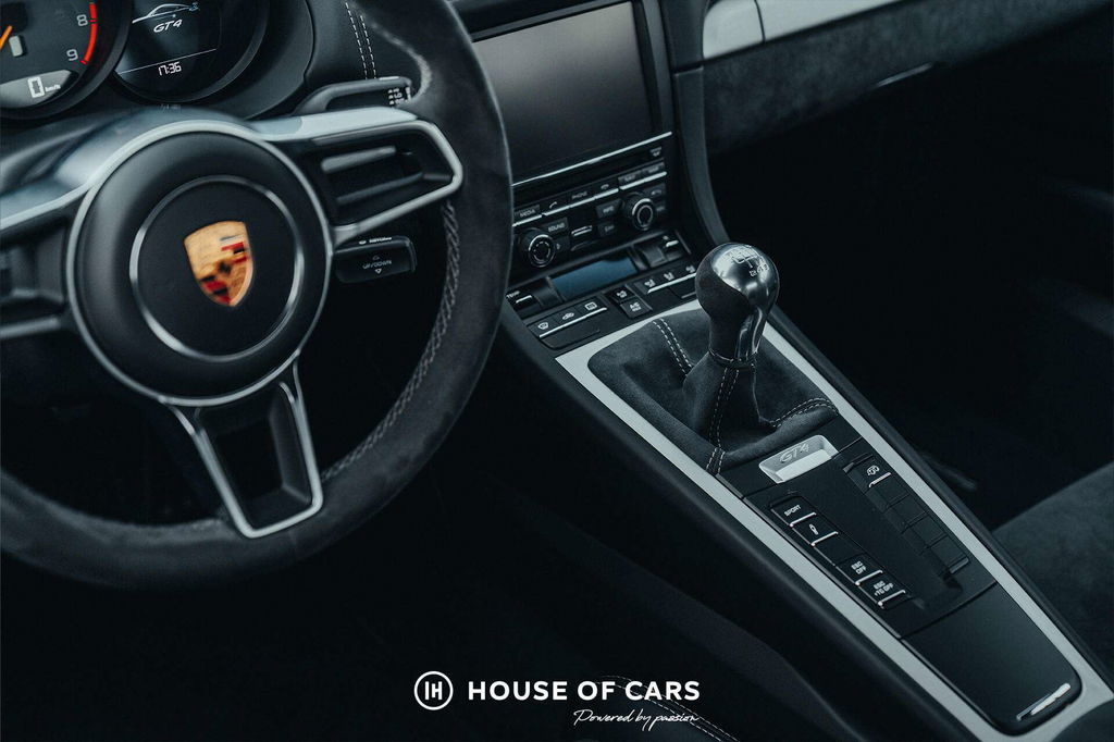 Porsche 981 Cayman GT4