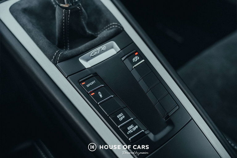 Porsche 981 Cayman GT4