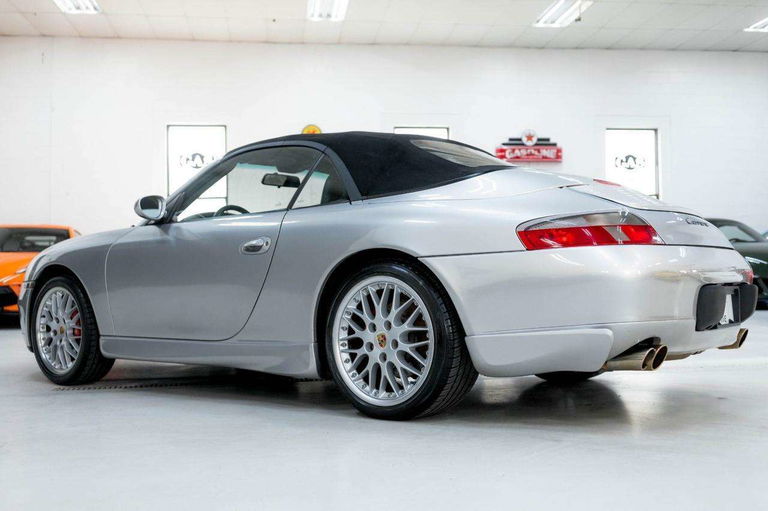 Porsche 996 Carrera