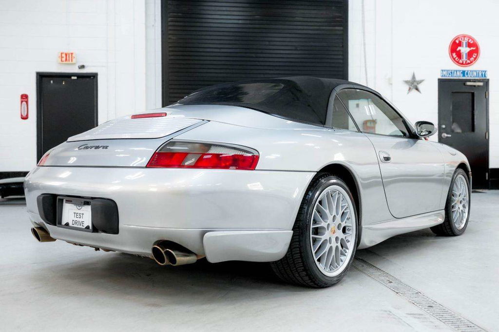 Porsche 996 Carrera