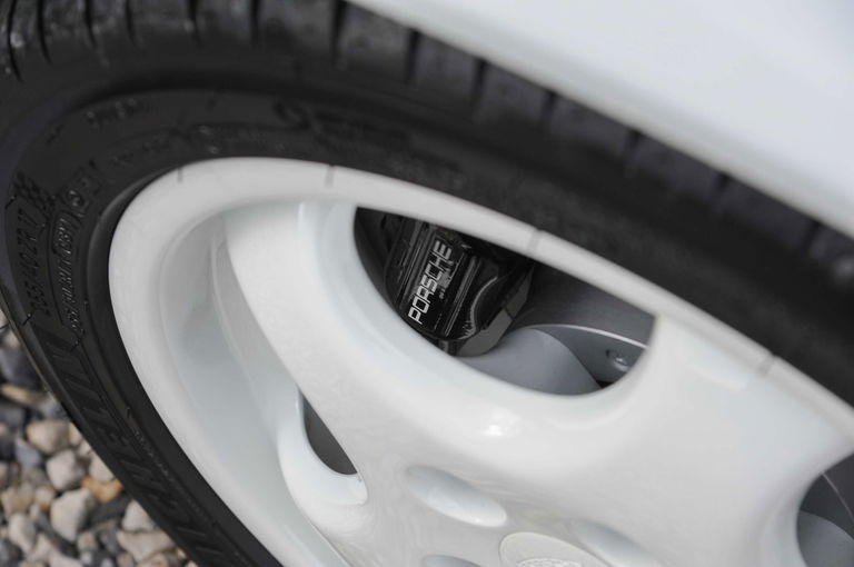 Porsche 964 Carrera 2 Speedster