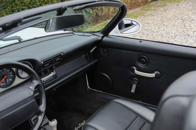Porsche 964 Carrera 2 Speedster