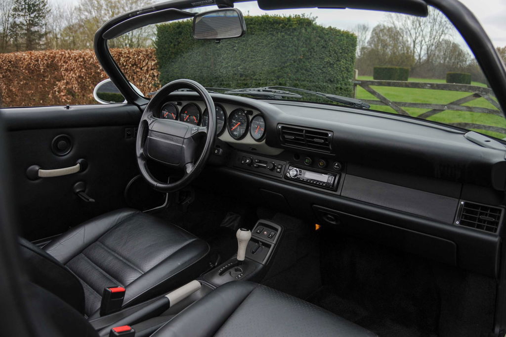 Porsche 964 Carrera 2 Speedster