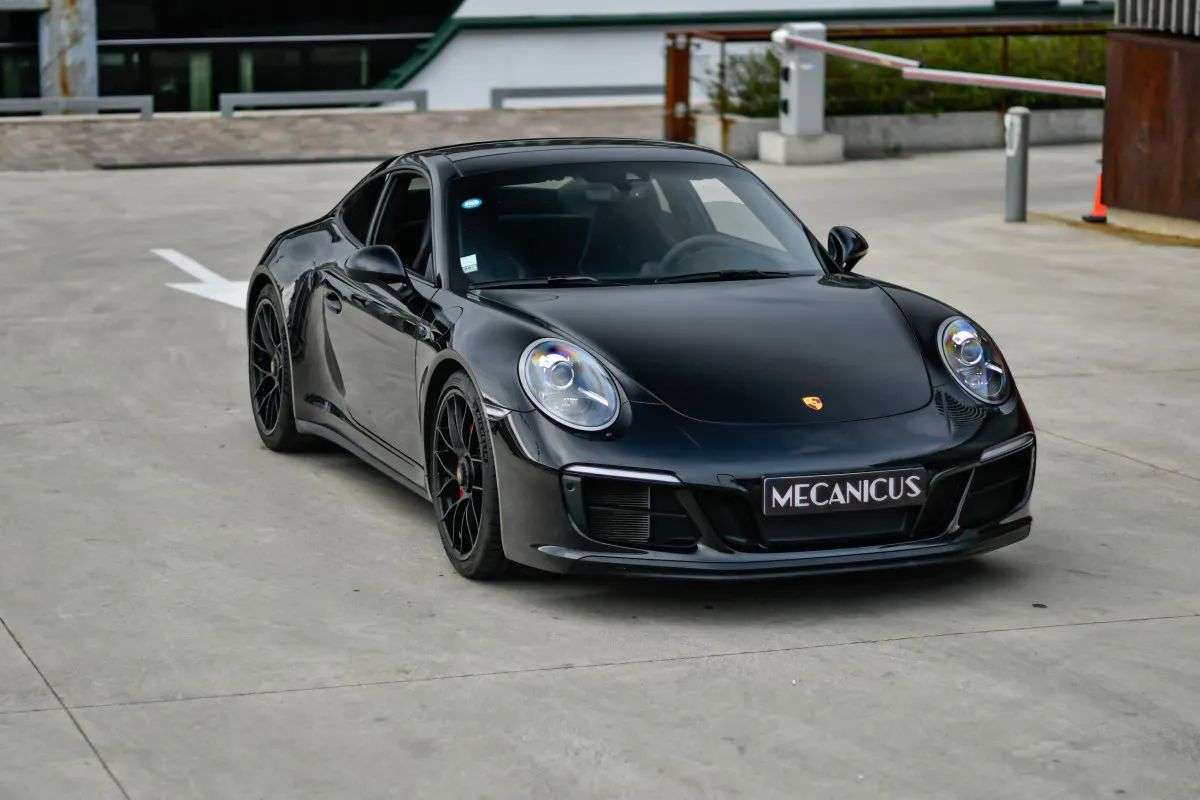Porsche 991.2 Carrera GTS