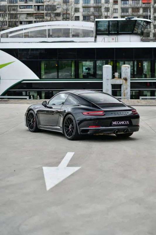 Porsche 991.2 Carrera GTS