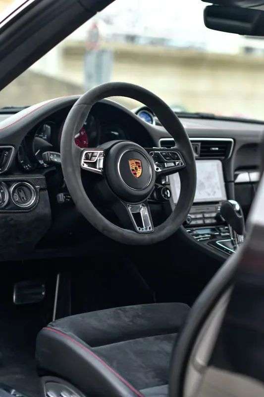 Porsche 991.2 Carrera GTS