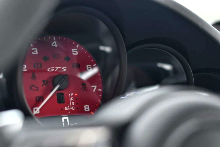 Porsche 991.2 Carrera GTS