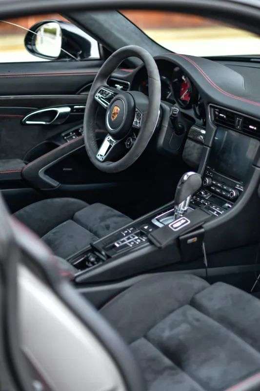 Porsche 991.2 Carrera GTS