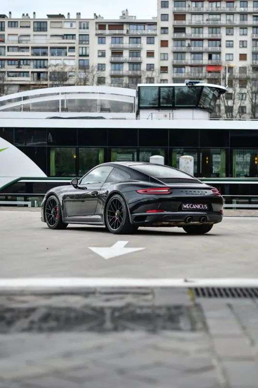 Porsche 991.2 Carrera GTS