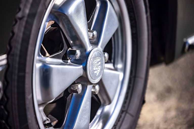 Porsche 911 S (F-Modell)