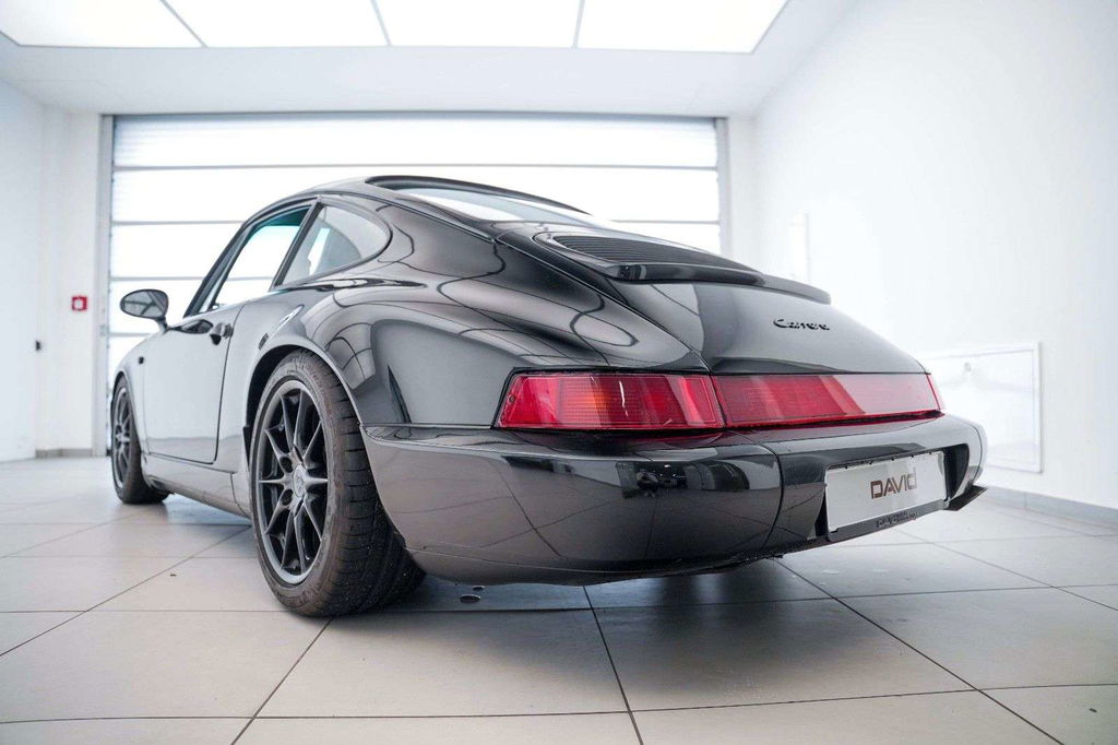 Porsche 964 Carrera 4
