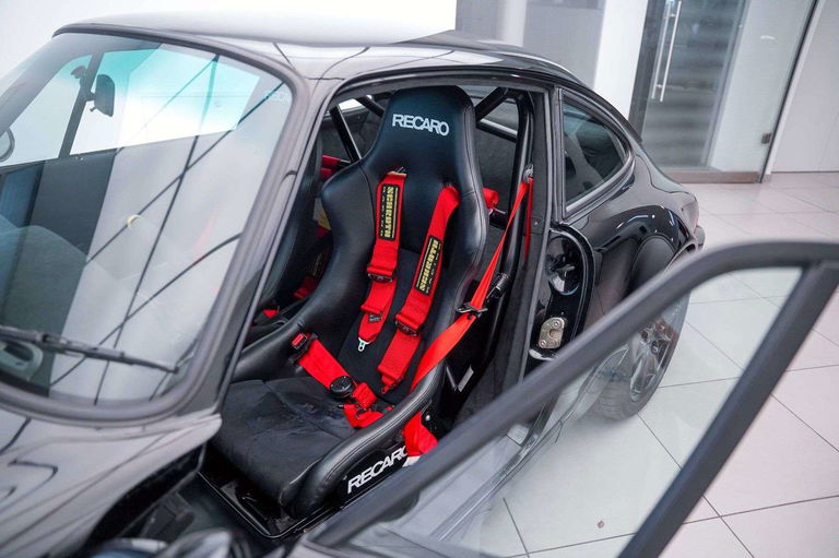 Porsche 964 Carrera 4