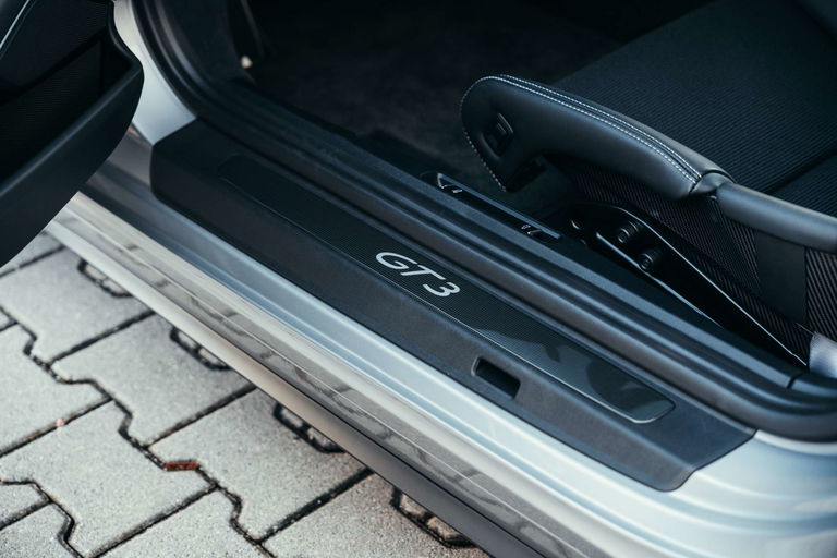 Porsche 991 GT3 Touring