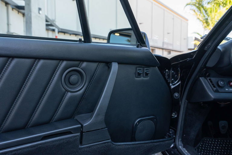 Porsche 911 Turbo 3.3