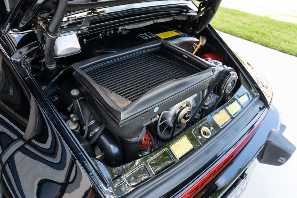 Porsche 911 Turbo 3.3