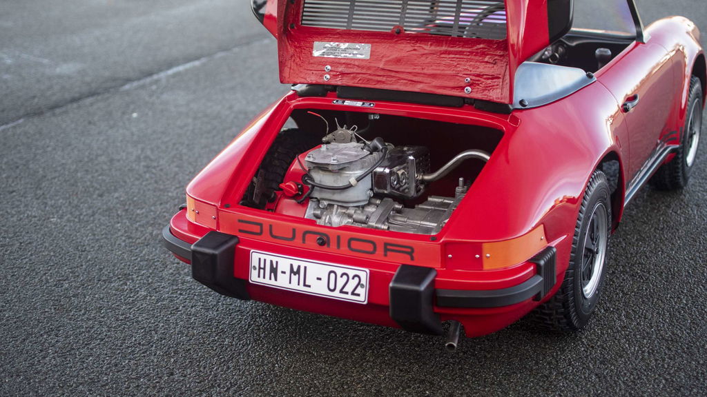 Porsche 911 Junior