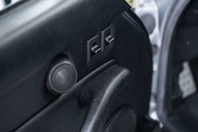 Porsche 993 Carrera 4