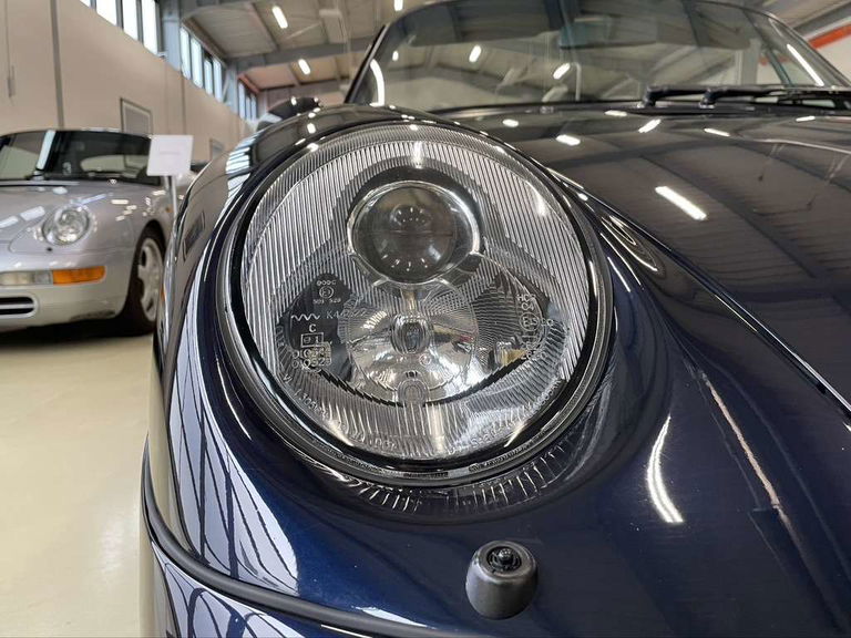 Porsche 993 Carrera 4