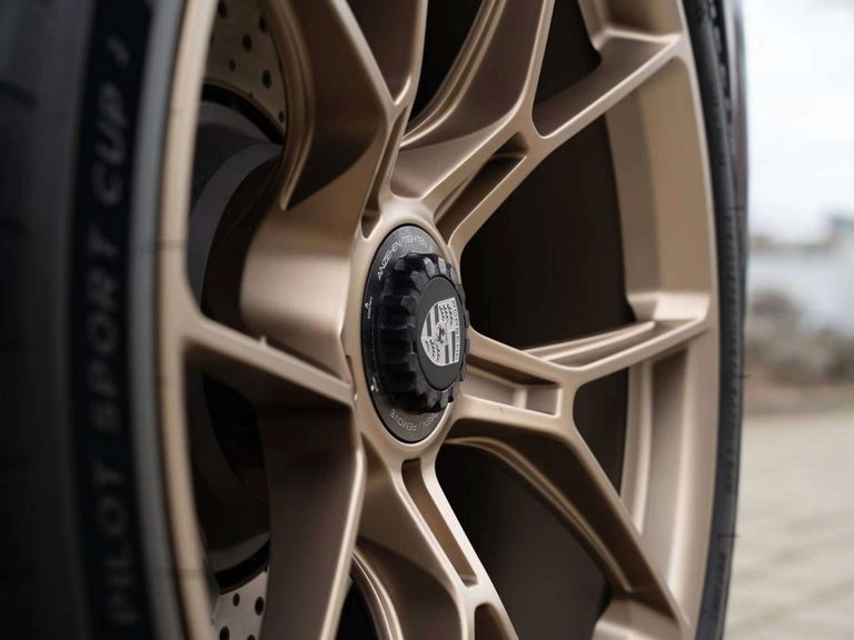 Porsche 992 GT3 Touring