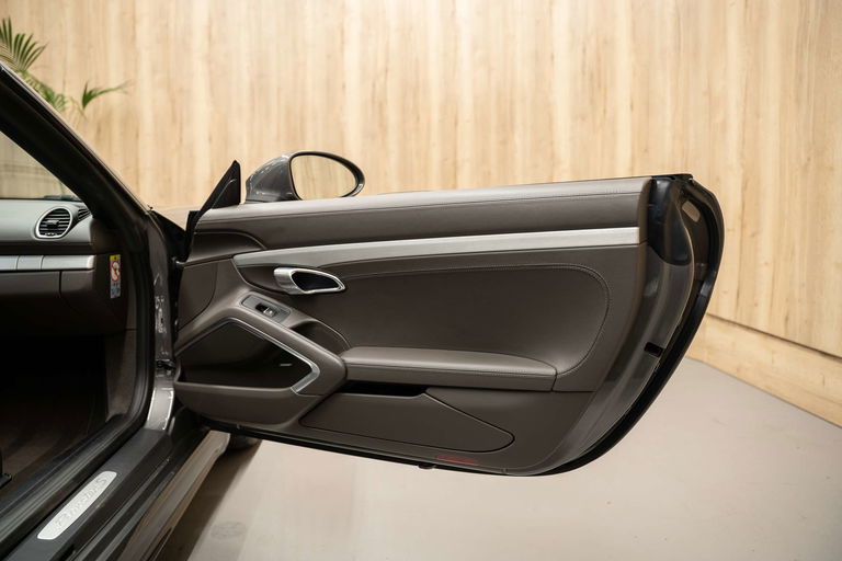 Porsche 718 Boxster S