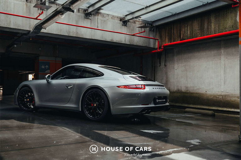 Porsche 991 Carrera GTS